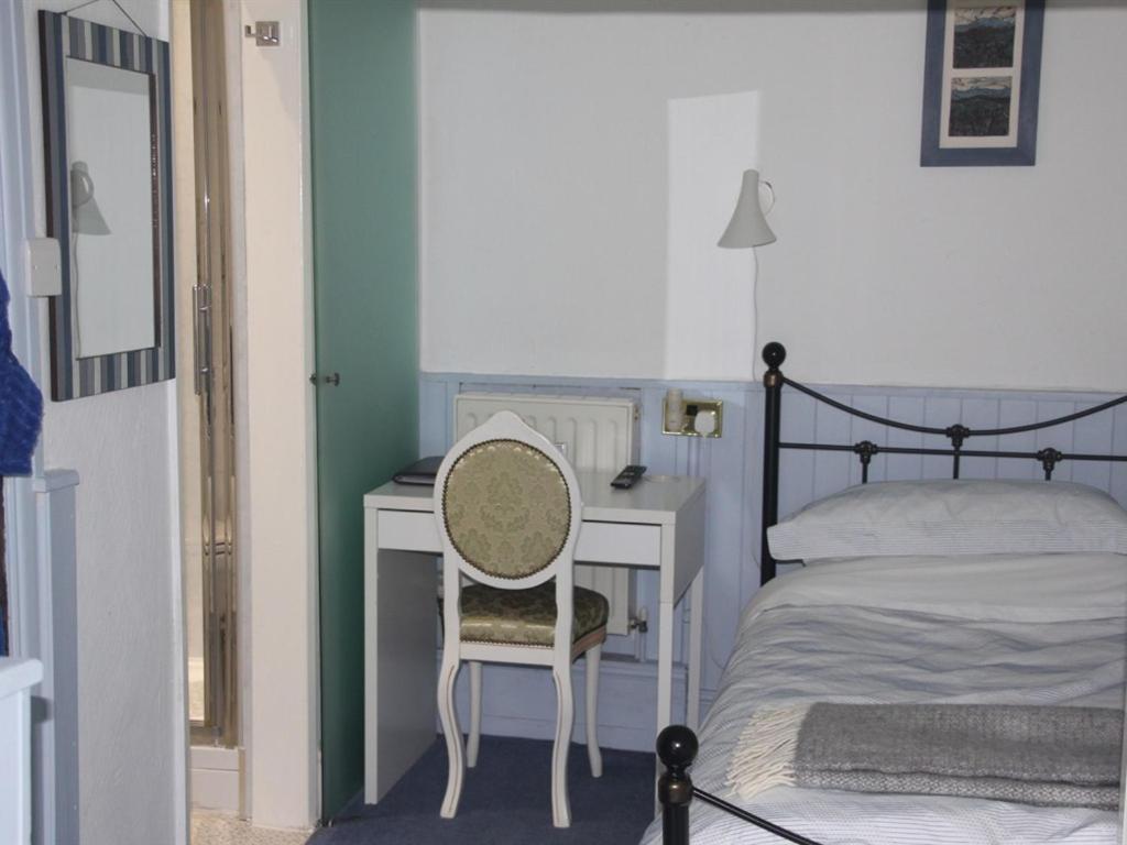 Single Room with Shower